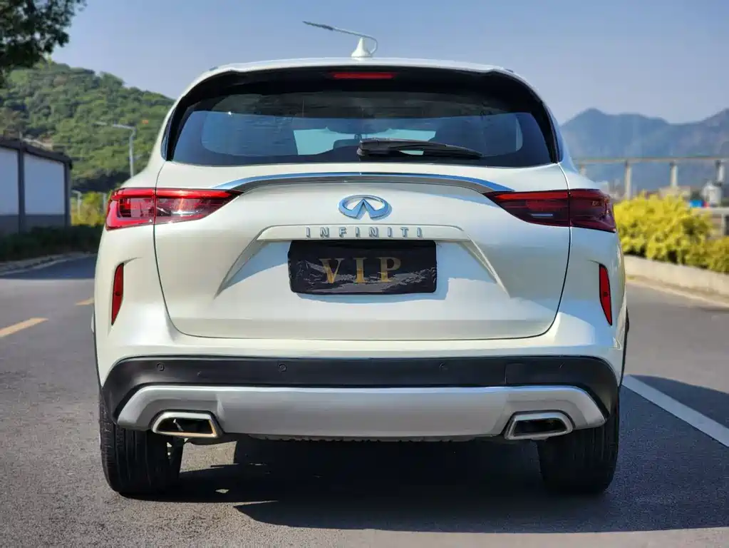Infiniti QX50 2021