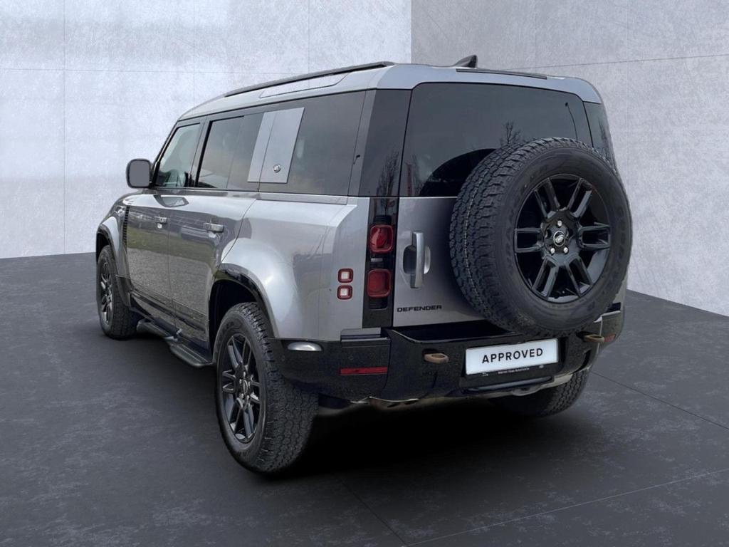 Land Rover Defender 2022