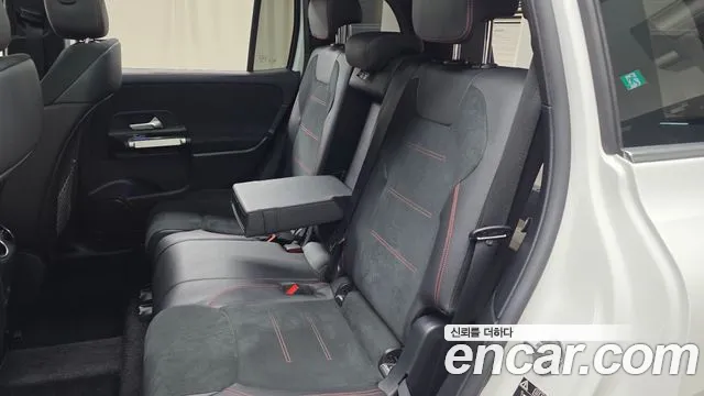 Mercedes-Benz GLB 2022