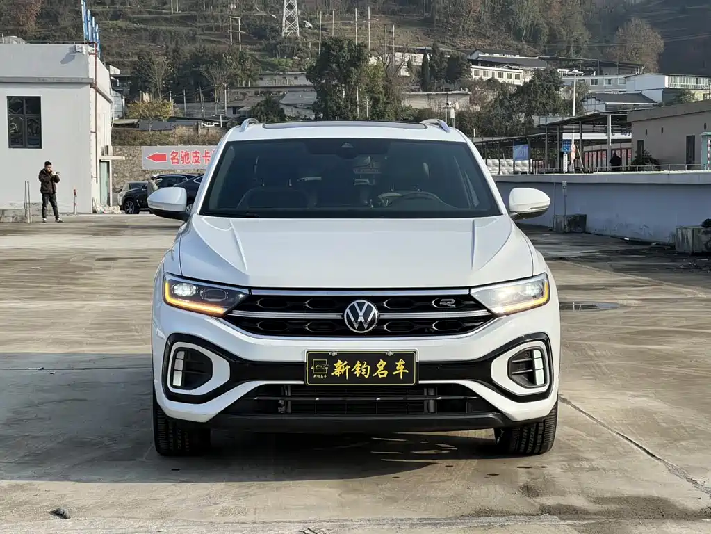 Volkswagen T-Roc 2023