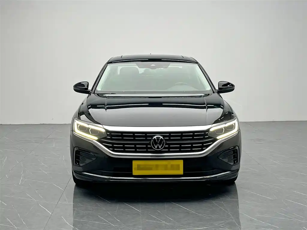 Volkswagen Passat 2021