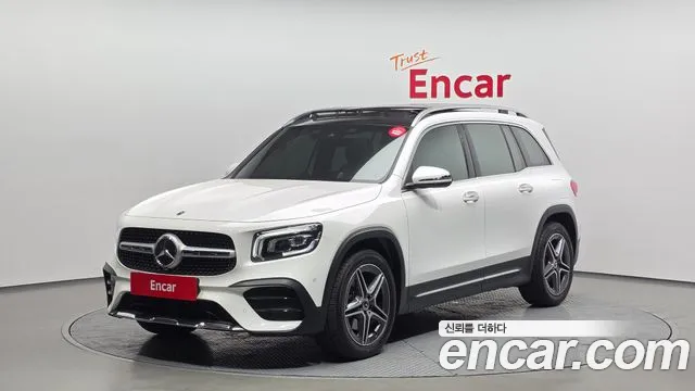 Mercedes-Benz GLB 2021