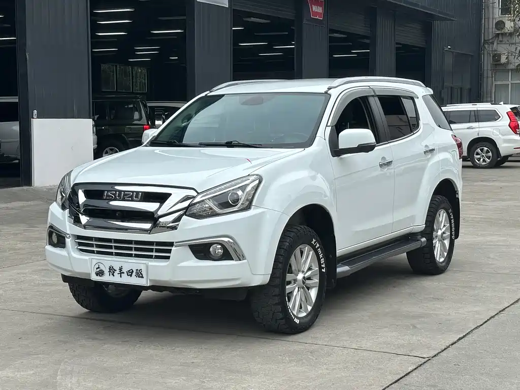 Isuzu MU-X 2021