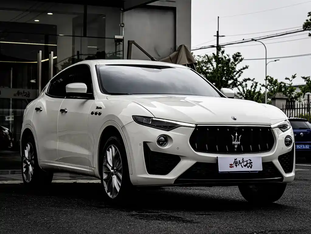 Maserati Levante 2021