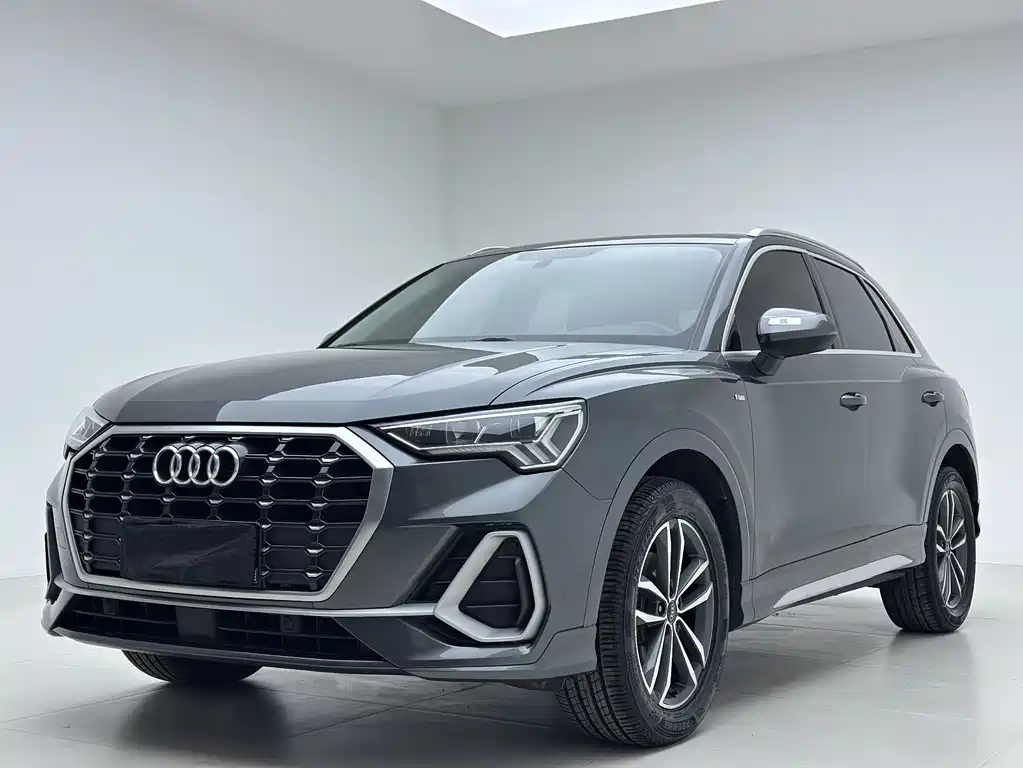Audi Q3 2021