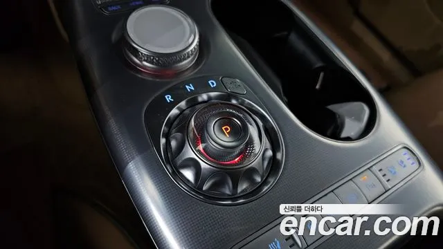 Genesis GV60 2022