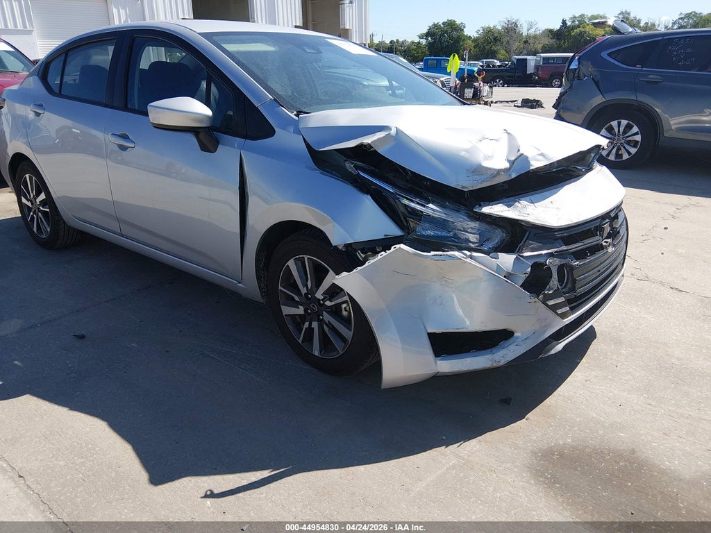 Nissan Versa 2025