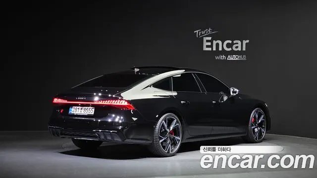Audi S7 2024