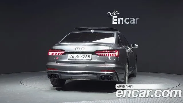 Audi S6 2021