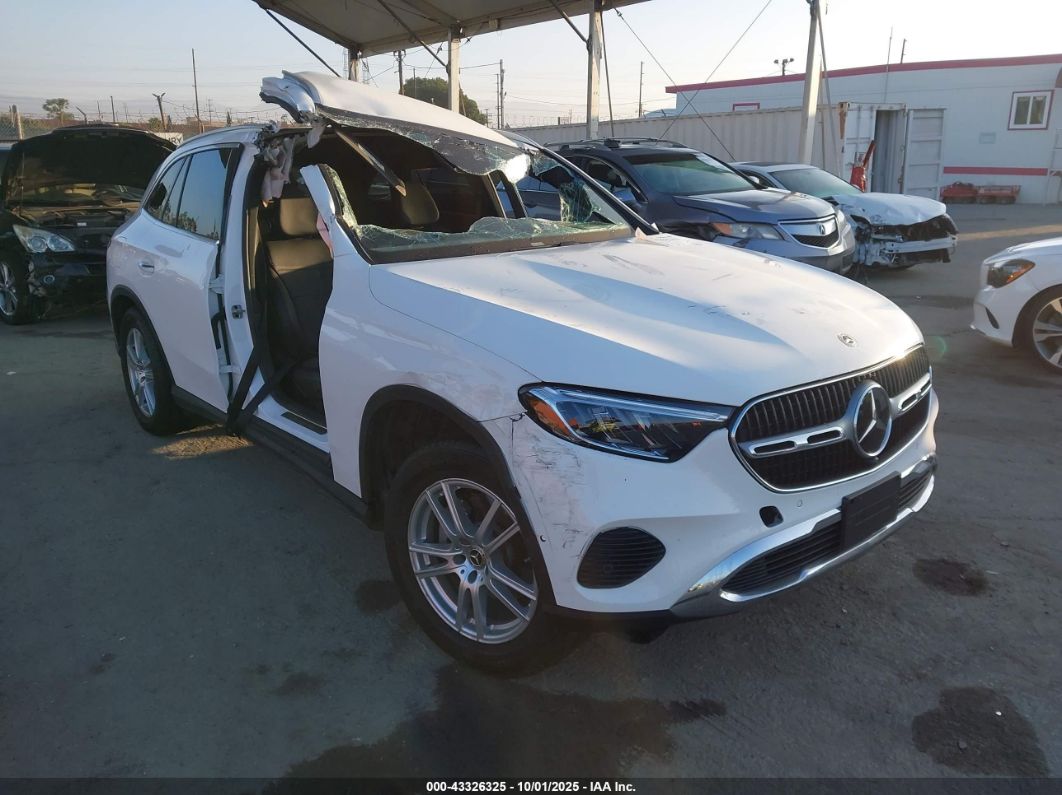 Mercedes-Benz GLC 2023