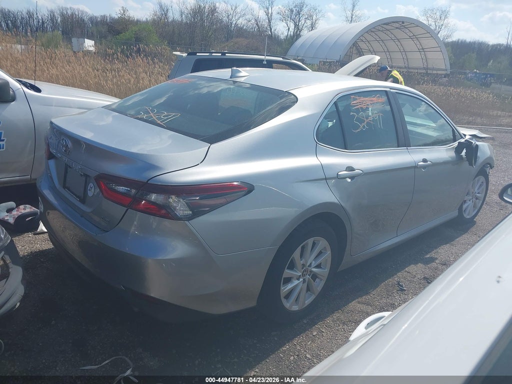 Toyota Camry 2022