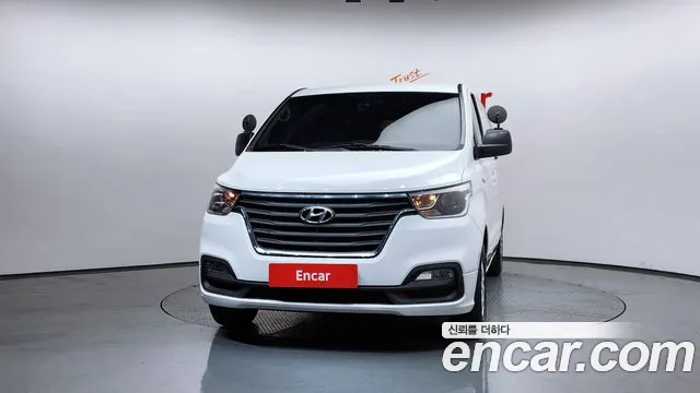 Hyundai Starex 2021