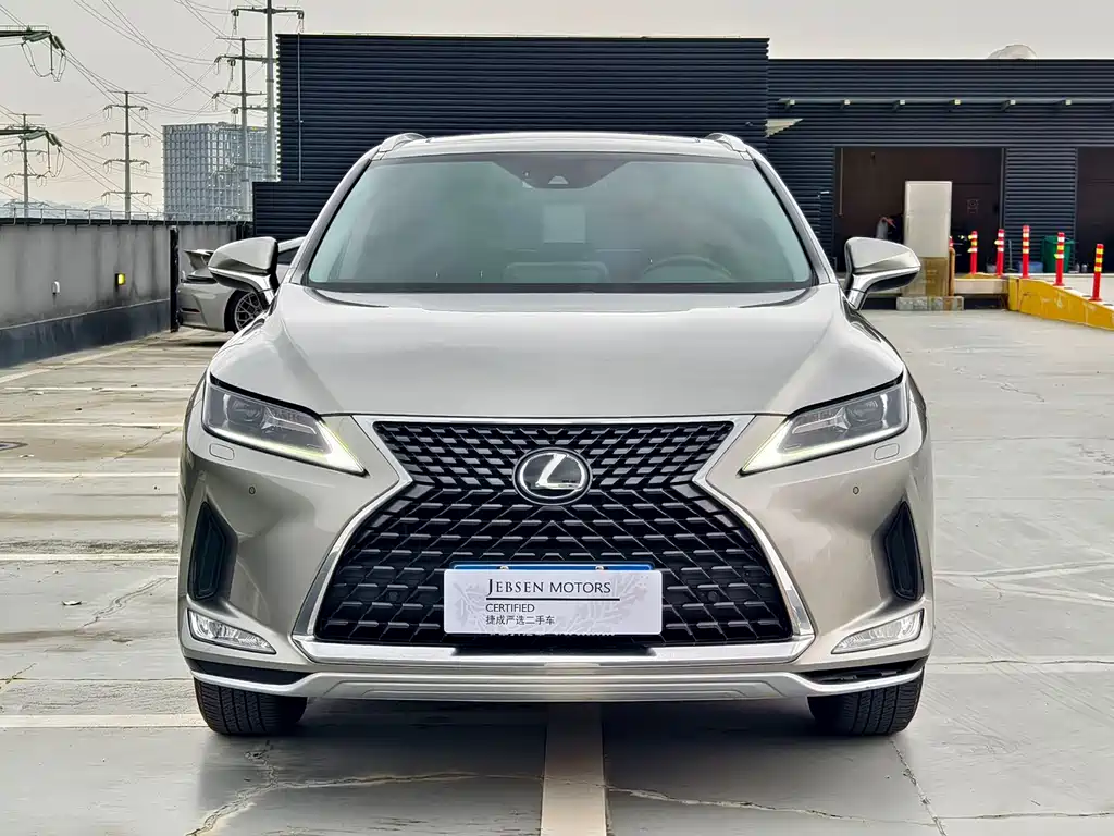Lexus RX 2021