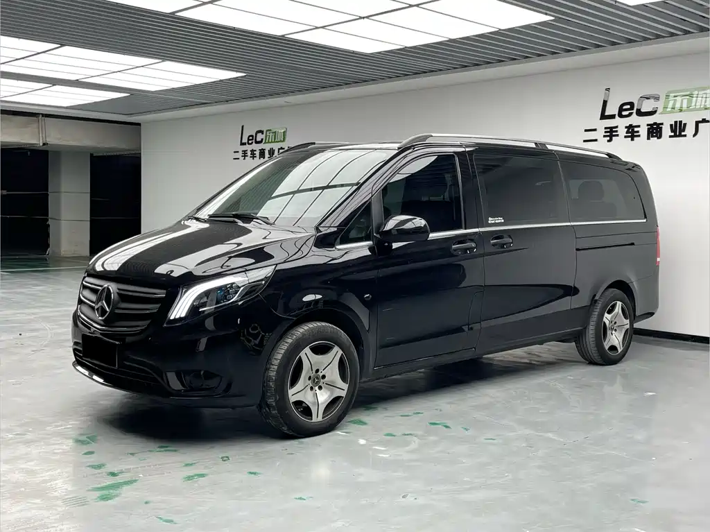 Mercedes-Benz Vito 2024