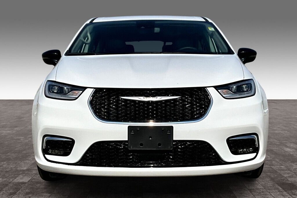 Chrysler Pacifica 2024