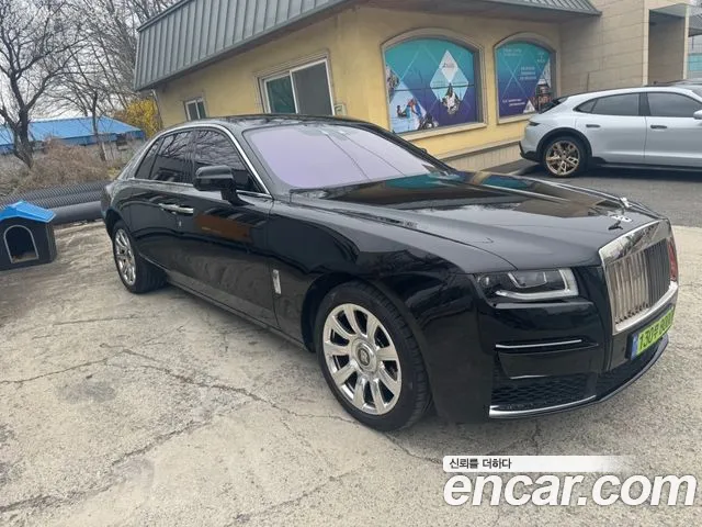 Rolls-Royce Ghost 2023