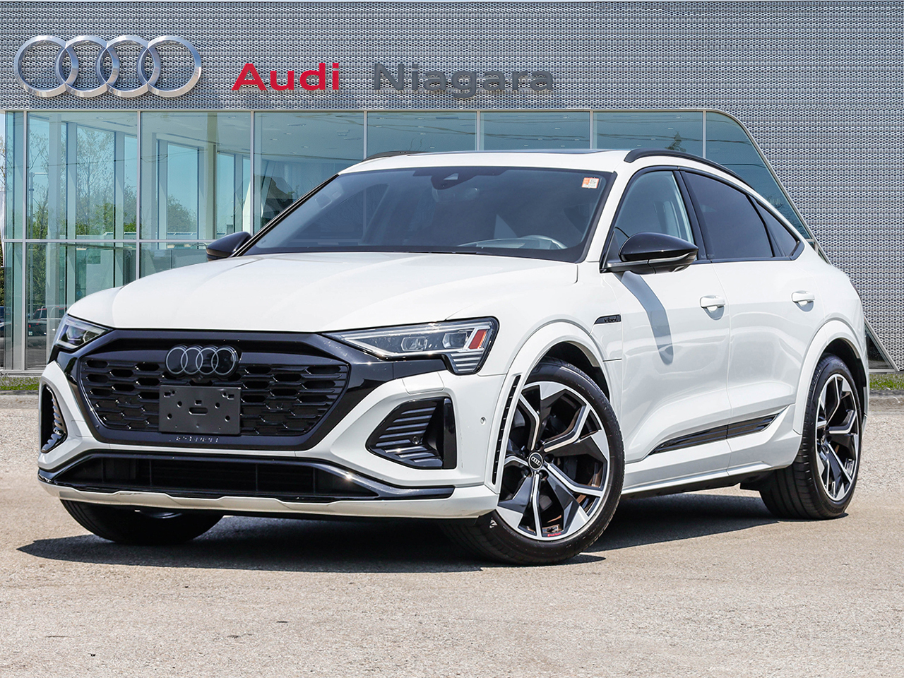Audi SQ8 2024