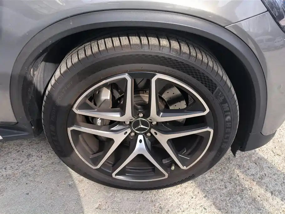 Mercedes-Benz GLC AMG 2022