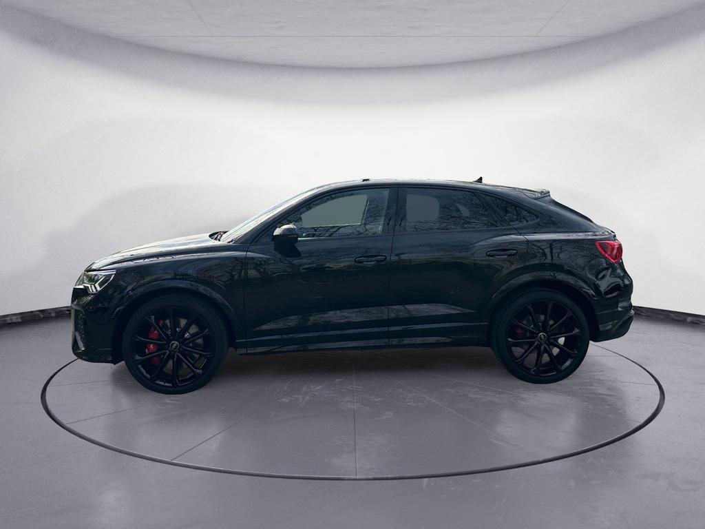 Audi RSQ3 2024