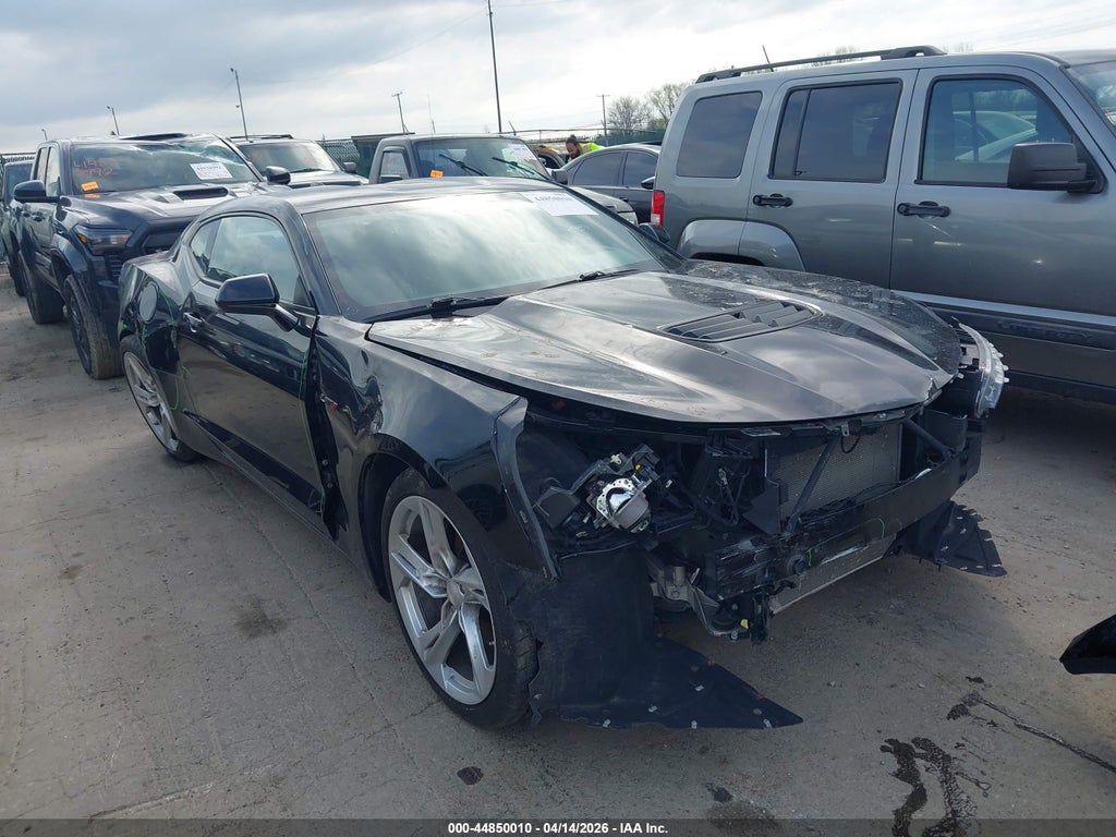 Chevrolet Camaro 2021