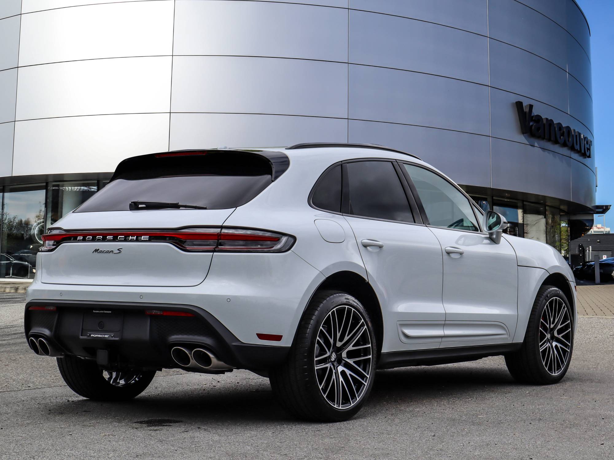Porsche Macan 2024