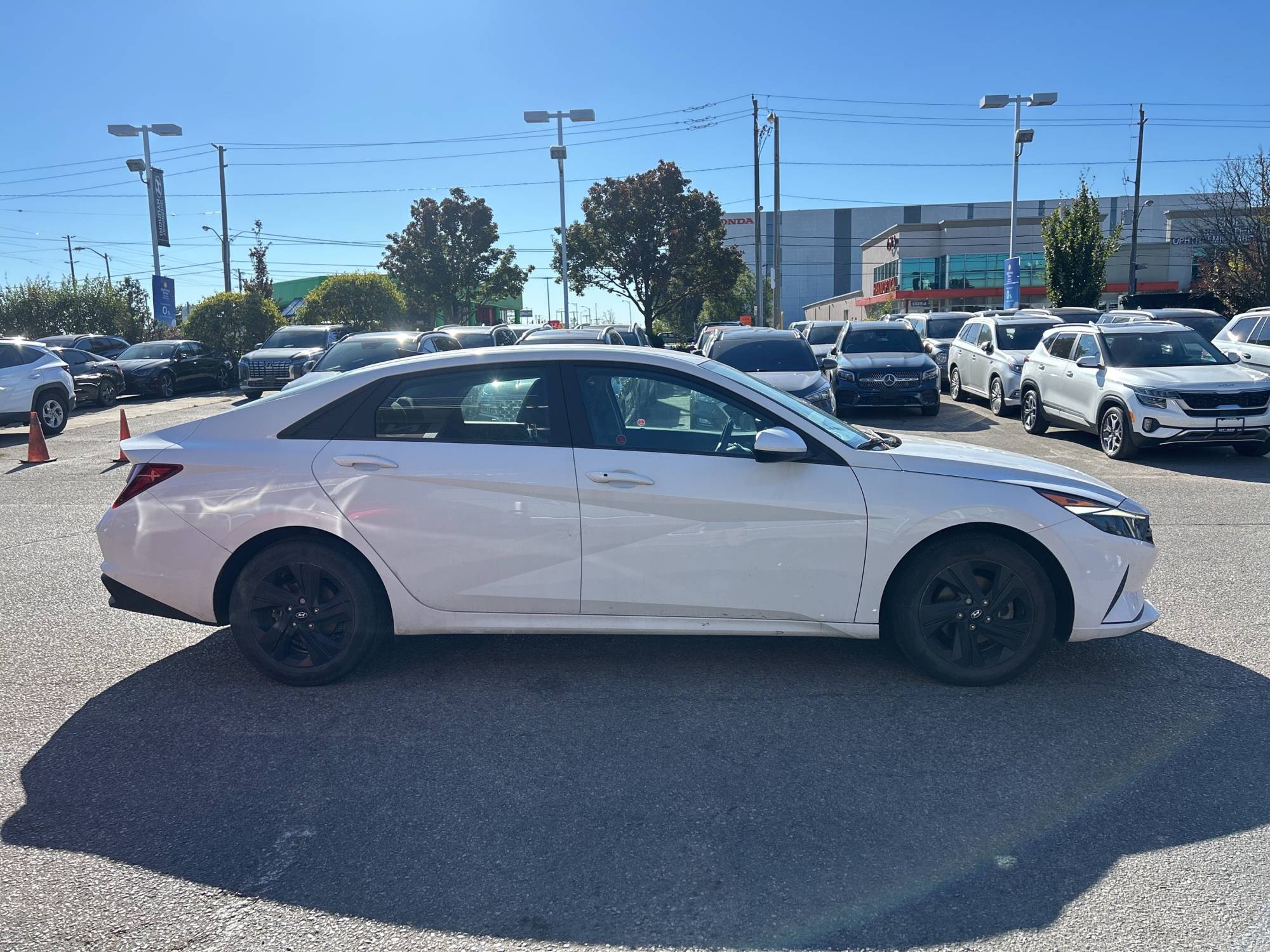 Hyundai Elantra 2023